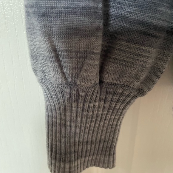 Elie Tahari Cardigan Sweater. Size small black blue grey - Picture 4 of 13